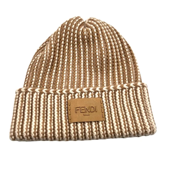 VENDIDO! Beanie Fendi Unisex